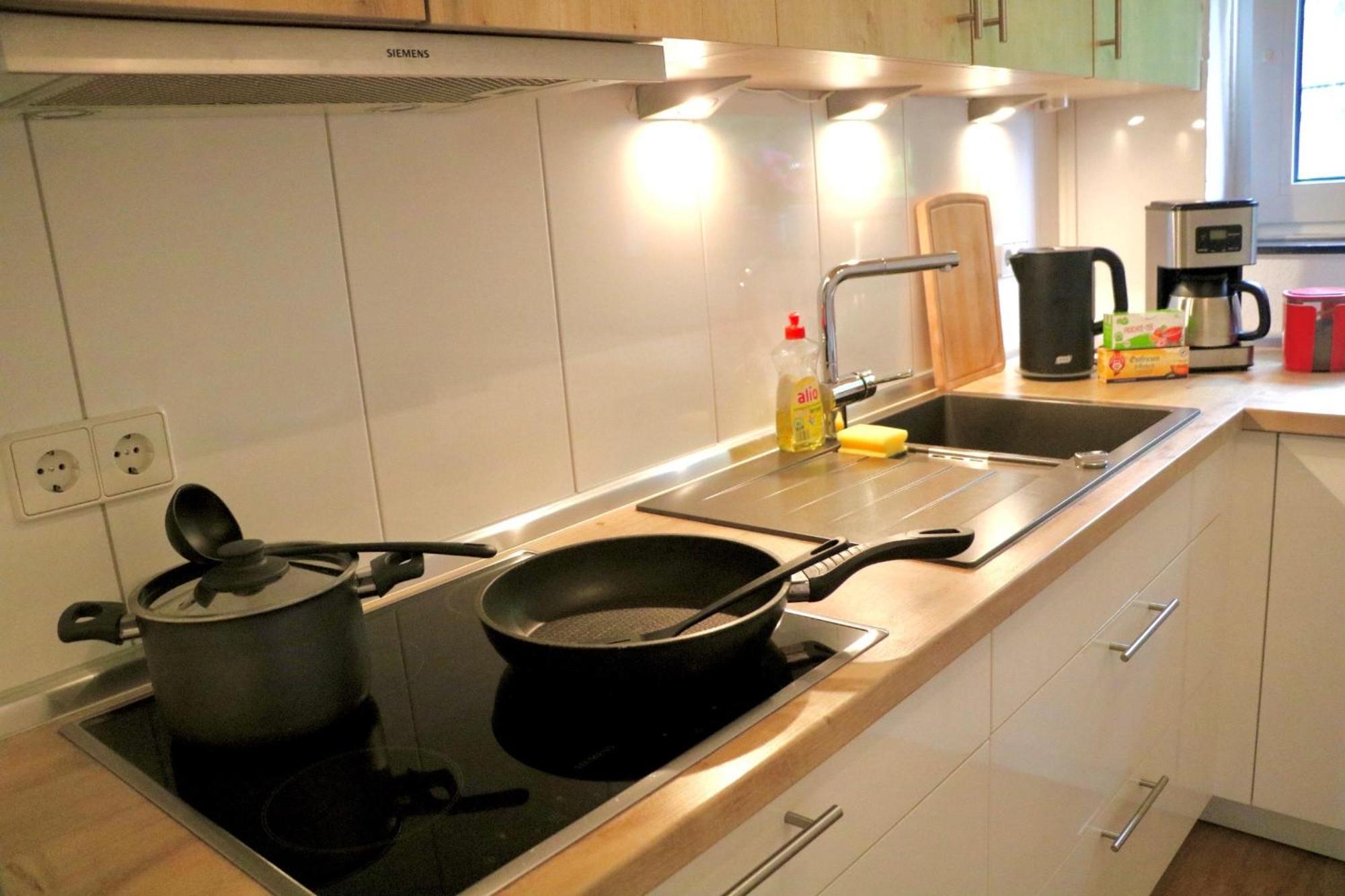 Ecocube Apartment2 Meppen14, Balkon, Kueche, Waschmaschine エクステリア 写真